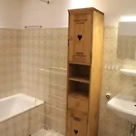 For 4 People With Pool Apartment